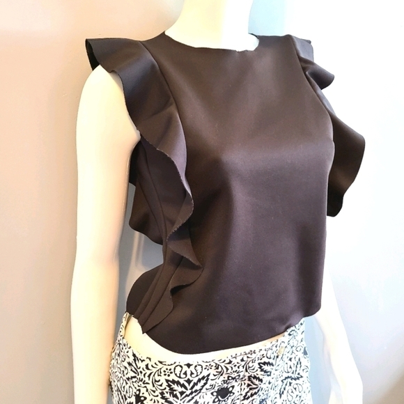 RED Saks Fifth Avenue Black Ruffle Top - Picture 6 of 11